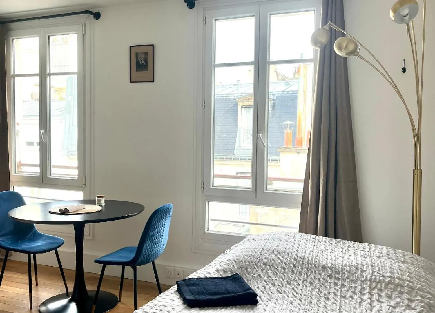 Eiffel Tower - Cosy Studio Paris France